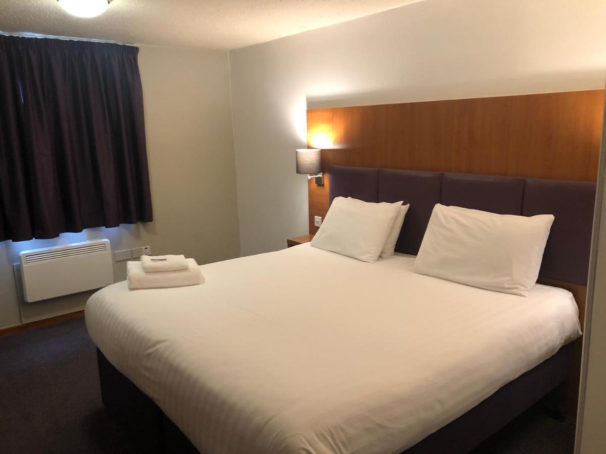 Bluemont Hotel Bromsgrove Bagian luar foto