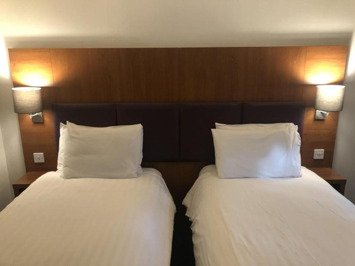 Bluemont Hotel Bromsgrove Bagian luar foto